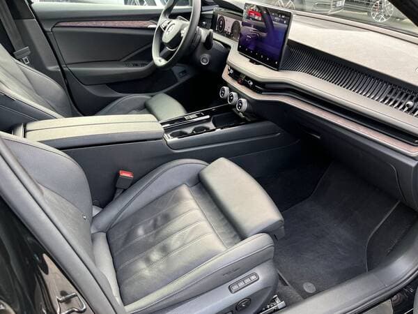 2024 Skoda Superb — Miniatură 7