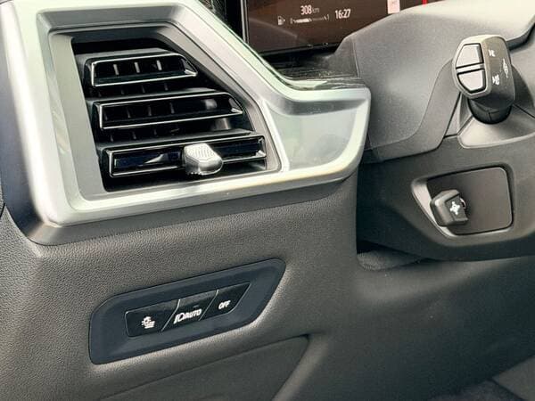 2024 BMW X5 4.0i — Miniatură 15