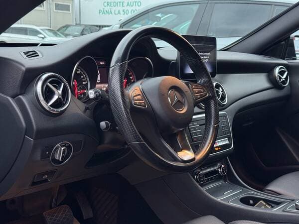 2018 Mercedes CLA 250 — Miniatură 11