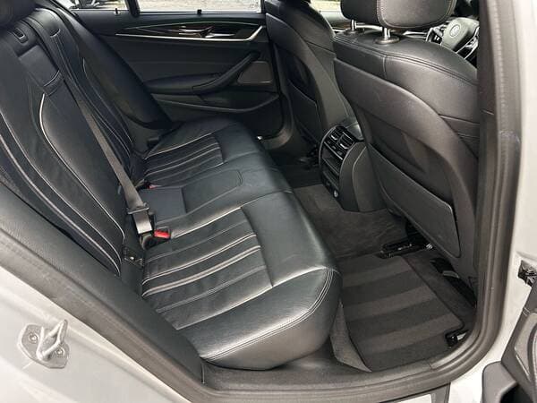 2018 BMW 530e — Miniatură 20