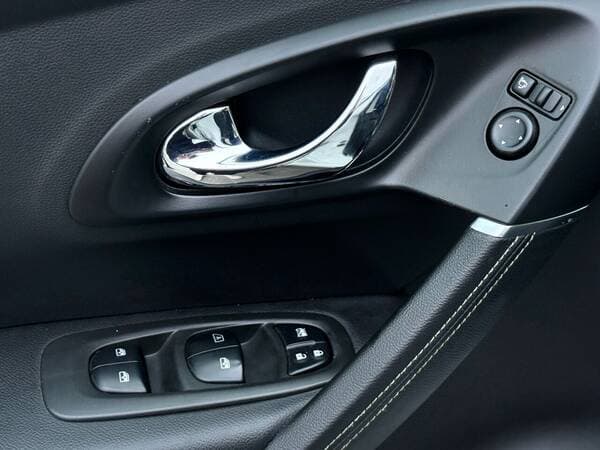 2017 Renault Kadjar — Miniatură 10