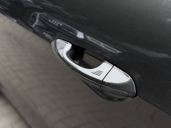 Ford S-Max 2017 — Миниатюра 5