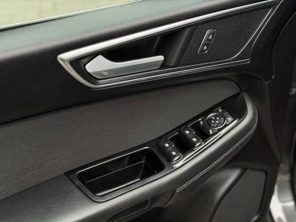Ford S-Max 2017 — Миниатюра 17