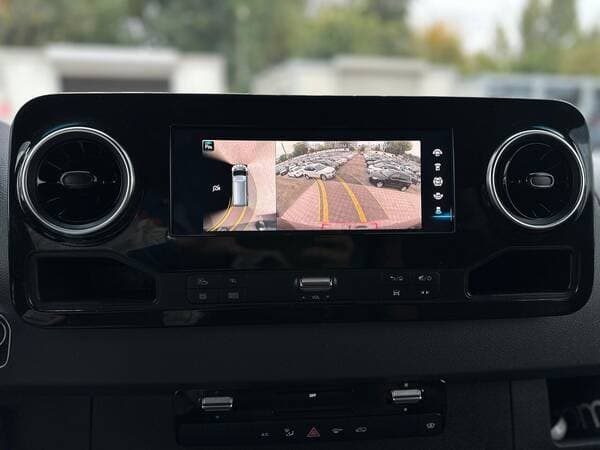 Mercedes Sprinter 2019 — Миниатюра 13