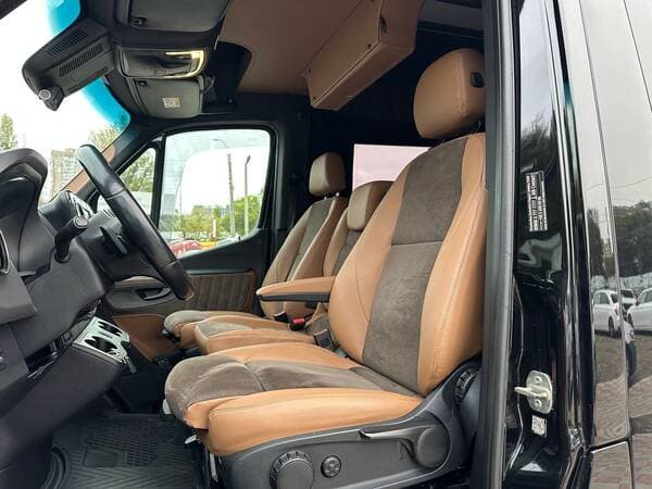 Mercedes Sprinter 2019 — Миниатюра 5