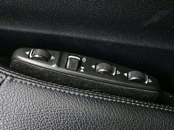2012 Mercedes E 220 — Miniatură 20