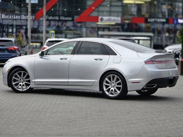 2015 Lincoln MKZ — Miniatură 4