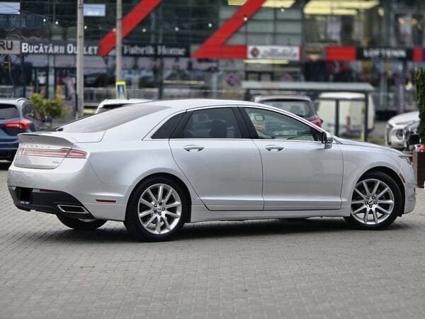 2015 Lincoln MKZ — Miniatură 3