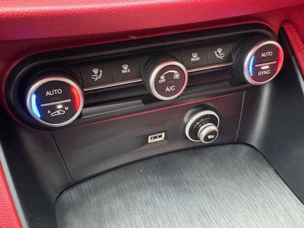 Alfa Romeo Stelvio 2020 — Миниатюра 14
