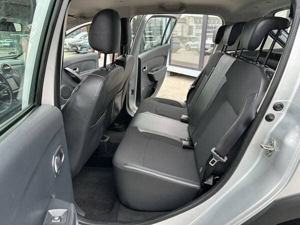 2018 Dacia Sandero — Miniatură 17