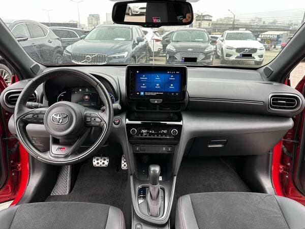 2024 Toyota Yaris Cross — Miniatură 8