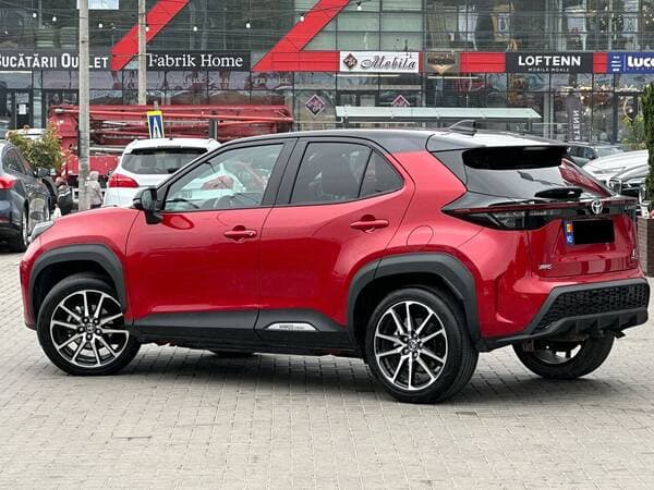 2024 Toyota Yaris Cross — Miniatură 4