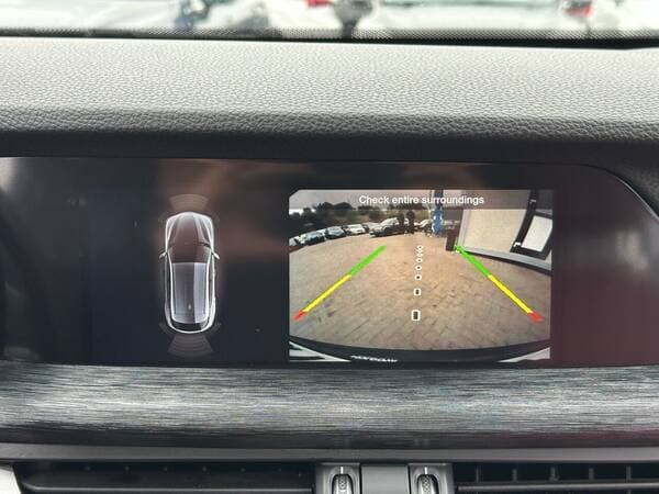 Alfa Romeo Stelvio 2021 — Миниатюра 12