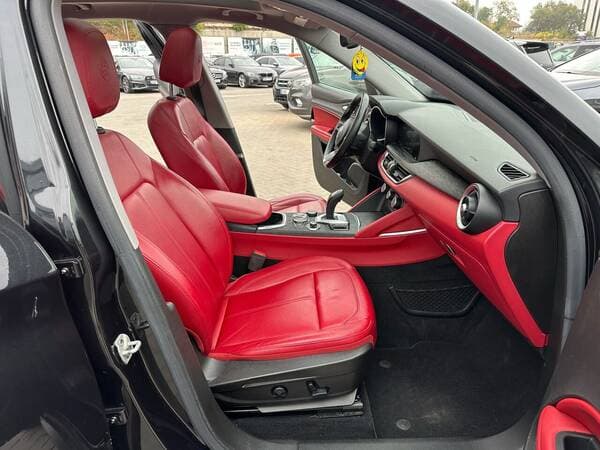 Alfa Romeo Stelvio 2021 — Миниатюра 8