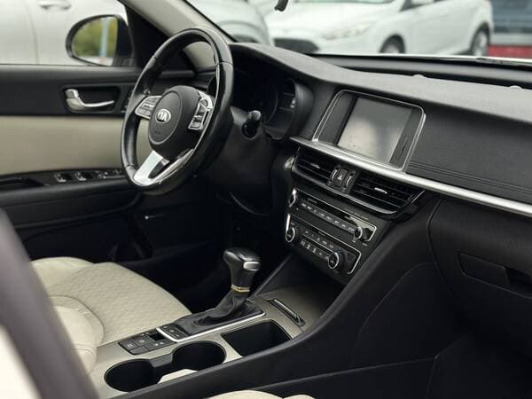 2019 Kia Optima — Miniatură 9