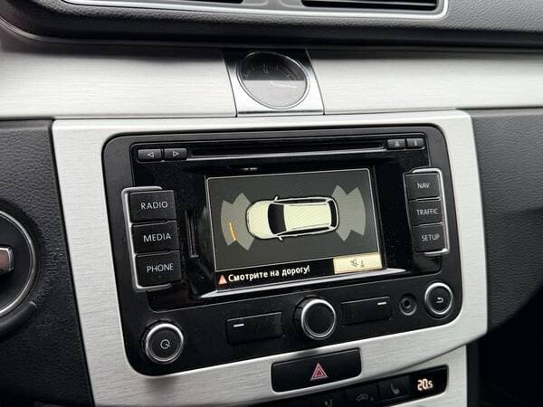 2012 Volkswagen Passat — Miniatură 11