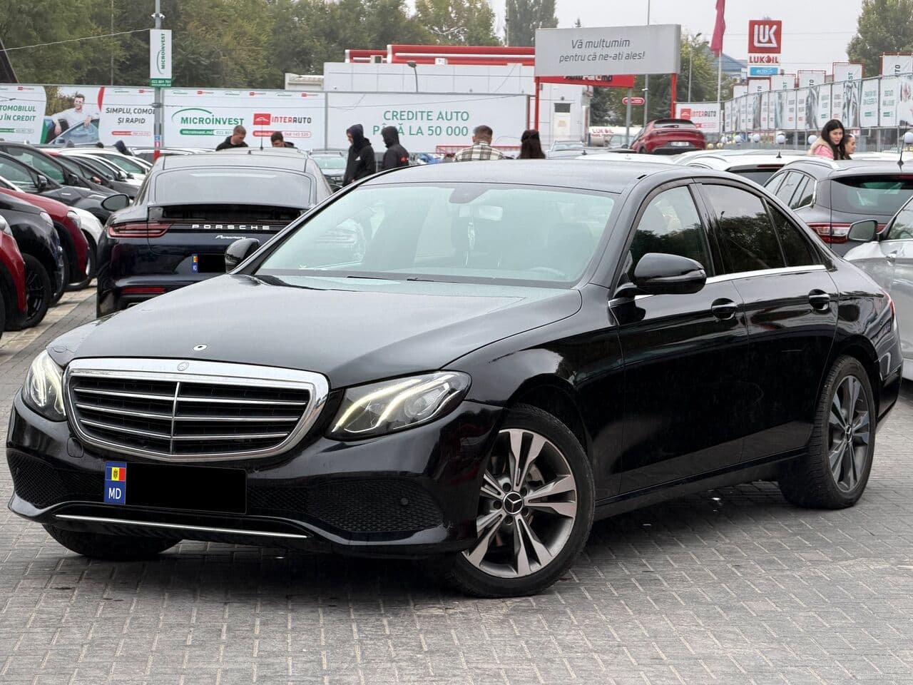Mercedes E 200