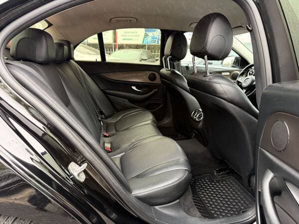 2016 Mercedes E 200 — Miniatură 17