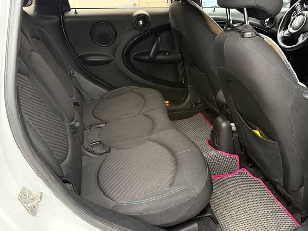 2012 Mini Countryman — Miniatură 16