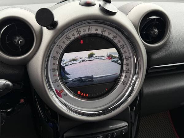 2012 Mini Countryman — Miniatură 12