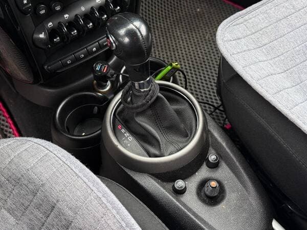 2012 Mini Countryman — Miniatură 14