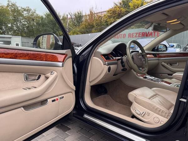 2008 Audi A8 — Miniatură 5