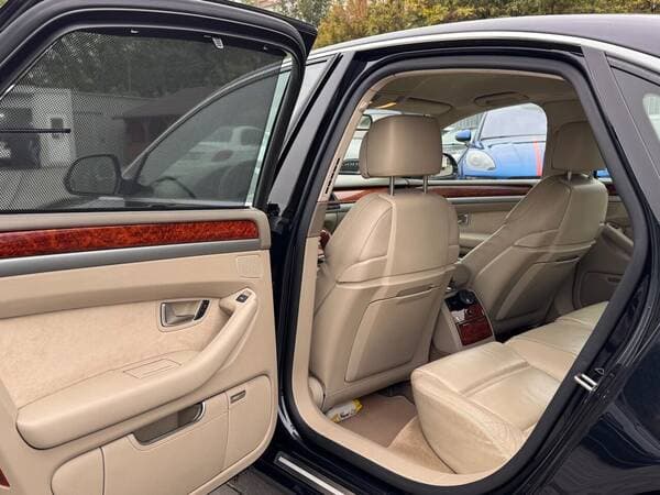 2008 Audi A8 — Miniatură 21