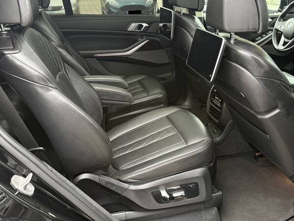 2020 BMW X7 4.0i — Miniatură 22
