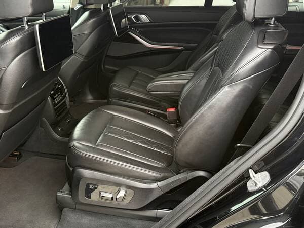 2020 BMW X7 4.0i — Miniatură 23