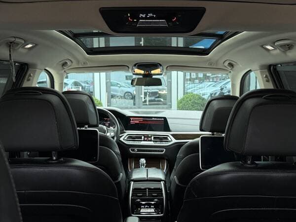 2020 BMW X7 4.0i — Miniatură 26
