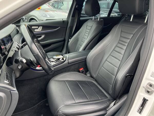 2019 Mercedes E 220 — Miniatură 8