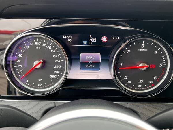 2019 Mercedes E 220 — Miniatură 11