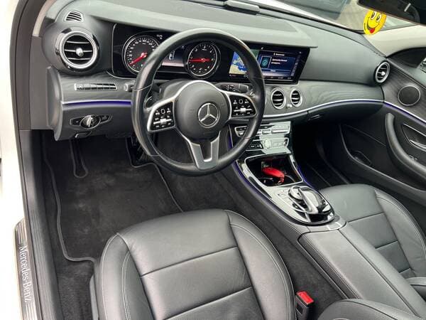 2019 Mercedes E 220 — Miniatură 7