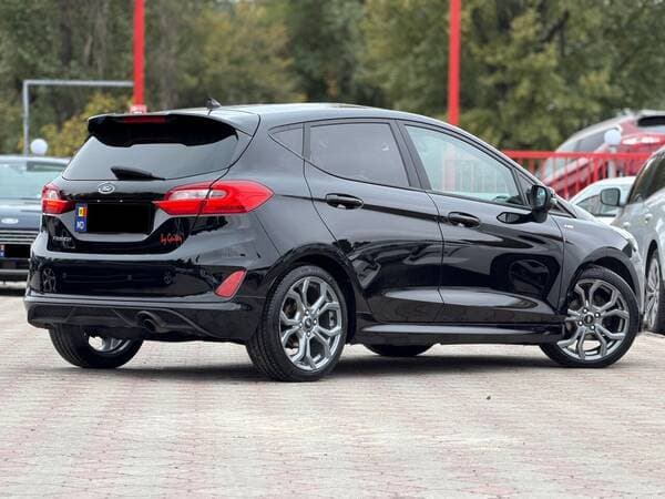 Ford Fiesta 2017 — Миниатюра 3