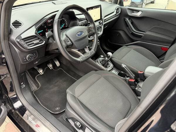 Ford Fiesta 2017 — Миниатюра 6