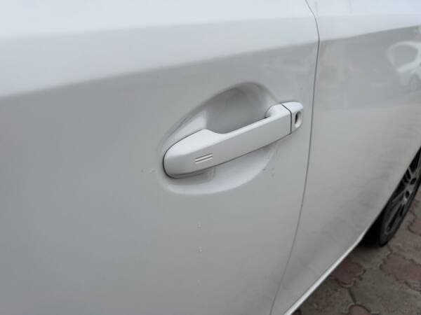 2014 Toyota Auris — Miniatură 5