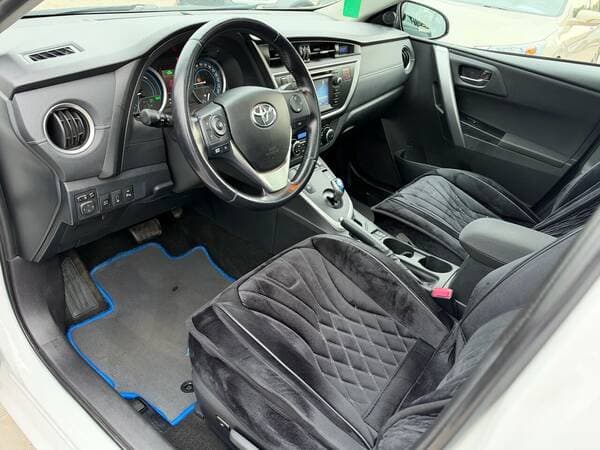 2014 Toyota Auris — Miniatură 6