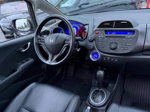 Honda Jazz 2013 — Миниатюра 7