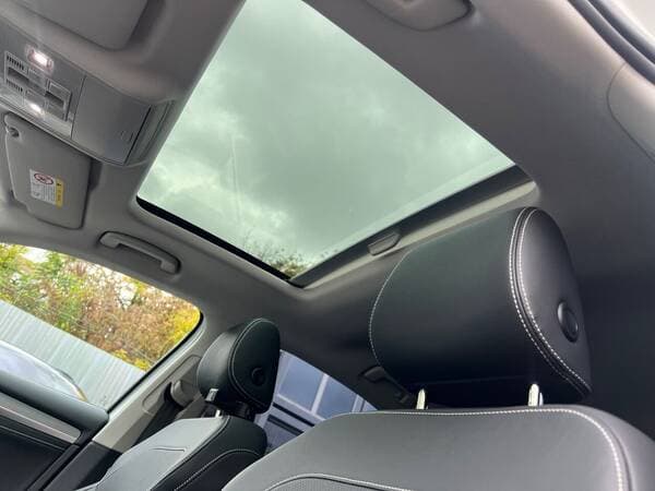 2025 Skoda Superb — Miniatură 23