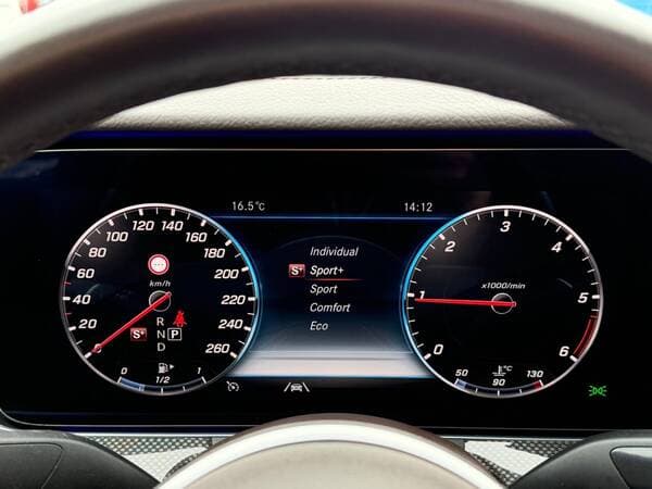 2020 Mercedes CLS 300 — Miniatură 13