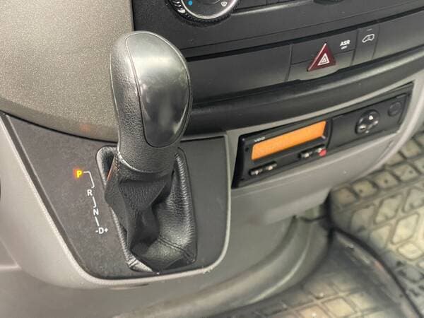 2012 Mercedes Sprinter — Miniatură 12