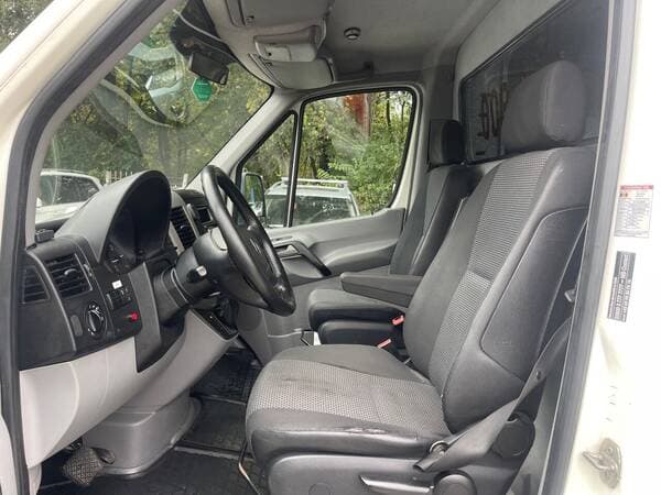 2012 Mercedes Sprinter — Miniatură 6