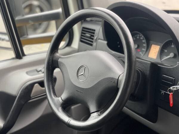 2012 Mercedes Sprinter — Miniatură 9