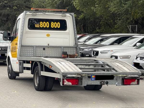 2012 Mercedes Sprinter — Miniatură 4