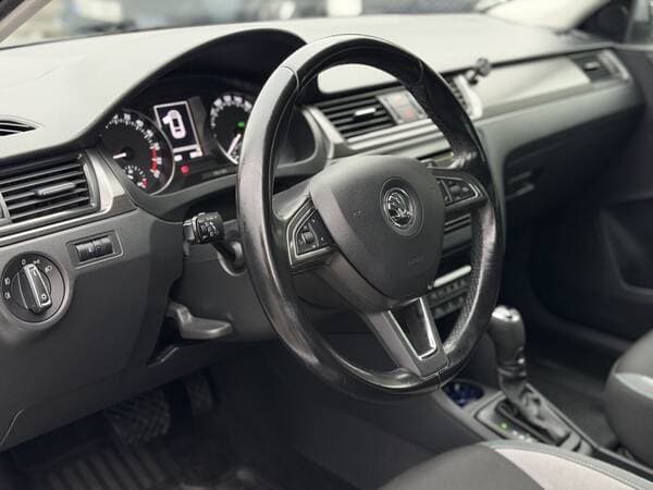 2016 Skoda Rapid — Miniatură 8