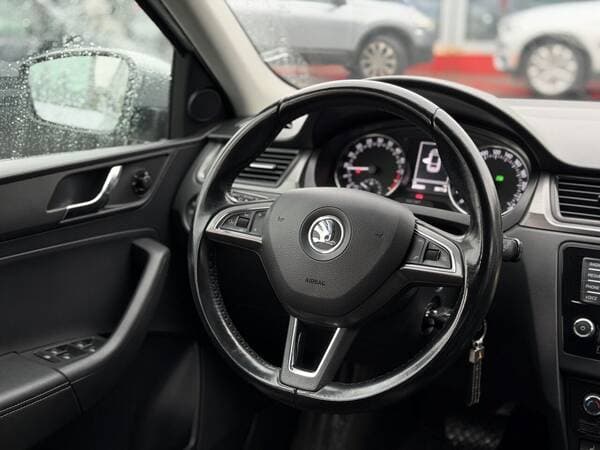 2016 Skoda Rapid — Miniatură 9