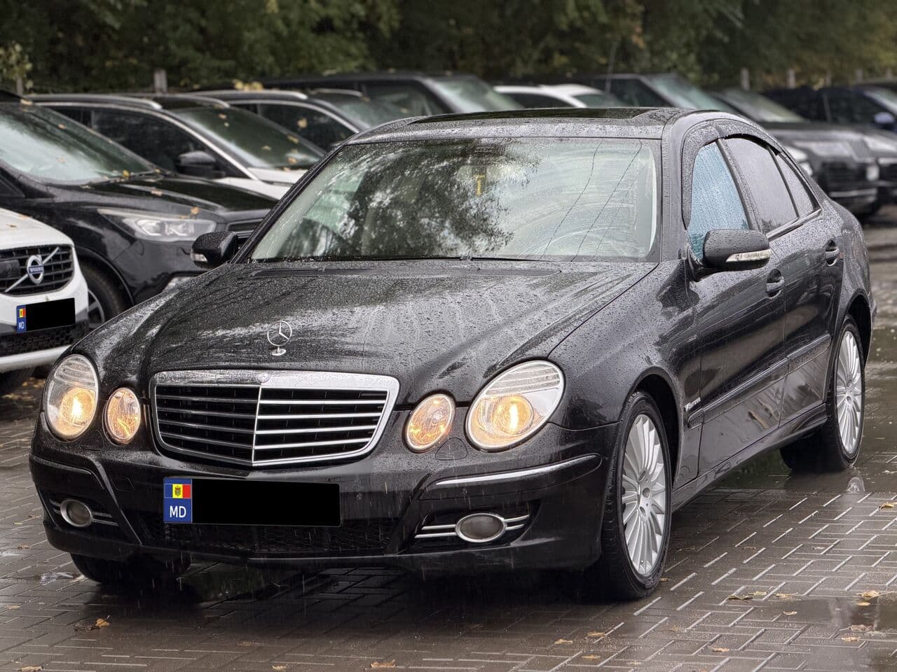 Mercedes E 200