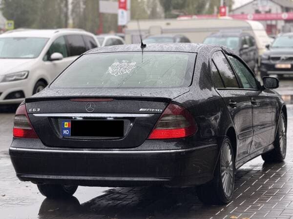 Mercedes E 200 2009 — Миниатюра 3