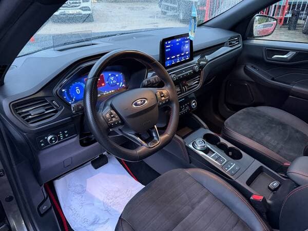 2022 Ford Kuga — Miniatură 6