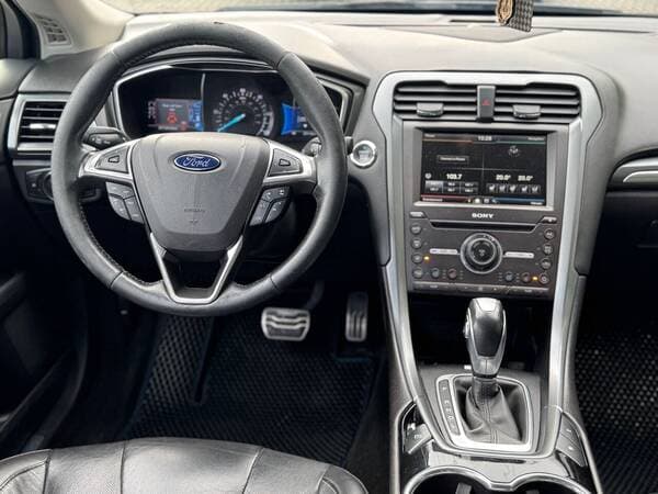 2016 Ford Fusion — Miniatură 10